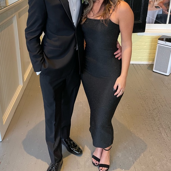 Showpo Dress - Picture 2 of 5